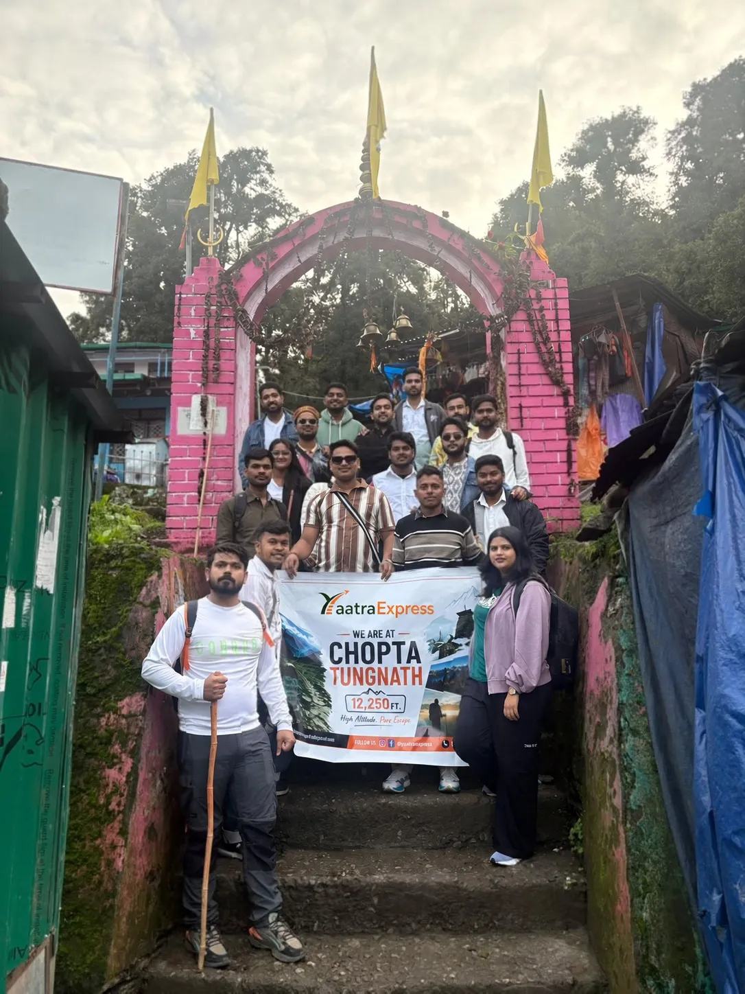 Himalayan Escape trekkers at Chopta Tungnath Trek - group photo 1